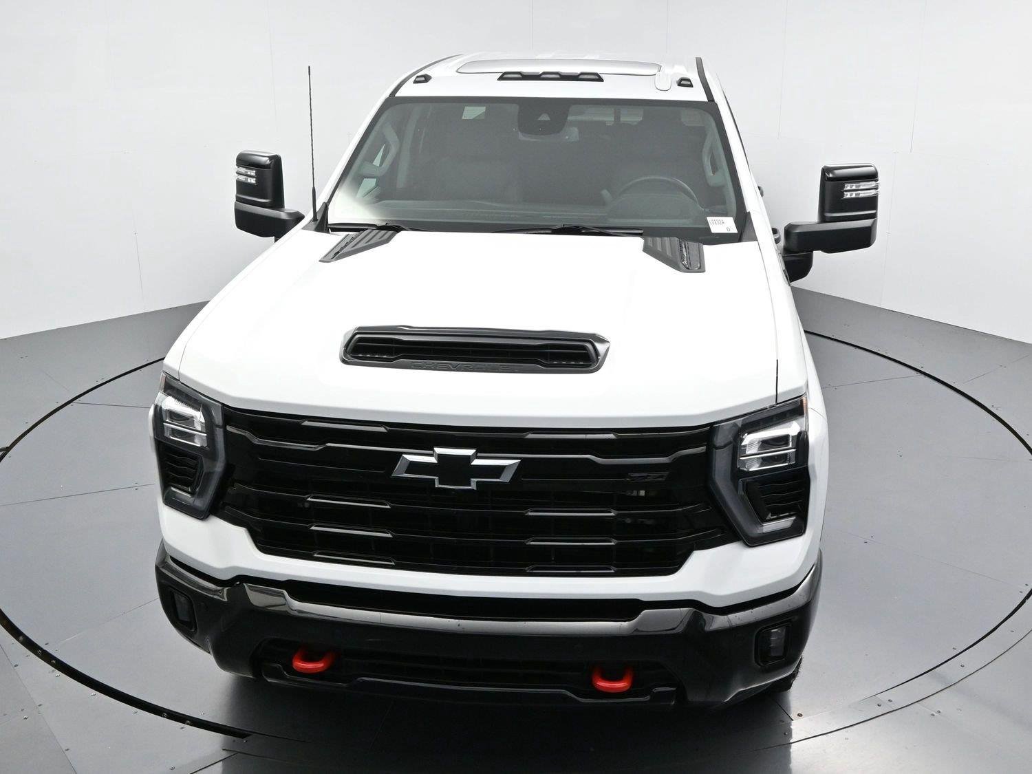 Used 2026 Summit White Chevrolet LTZ image 42