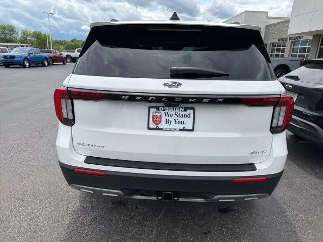 New 2026 Star White Metallic Tri-Coat Ford Active image 29