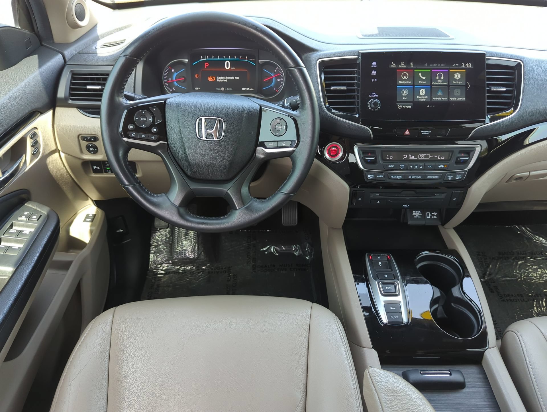 Used 2022 Deep Scarlet Pearl Honda Touring 8-Passenger image 17