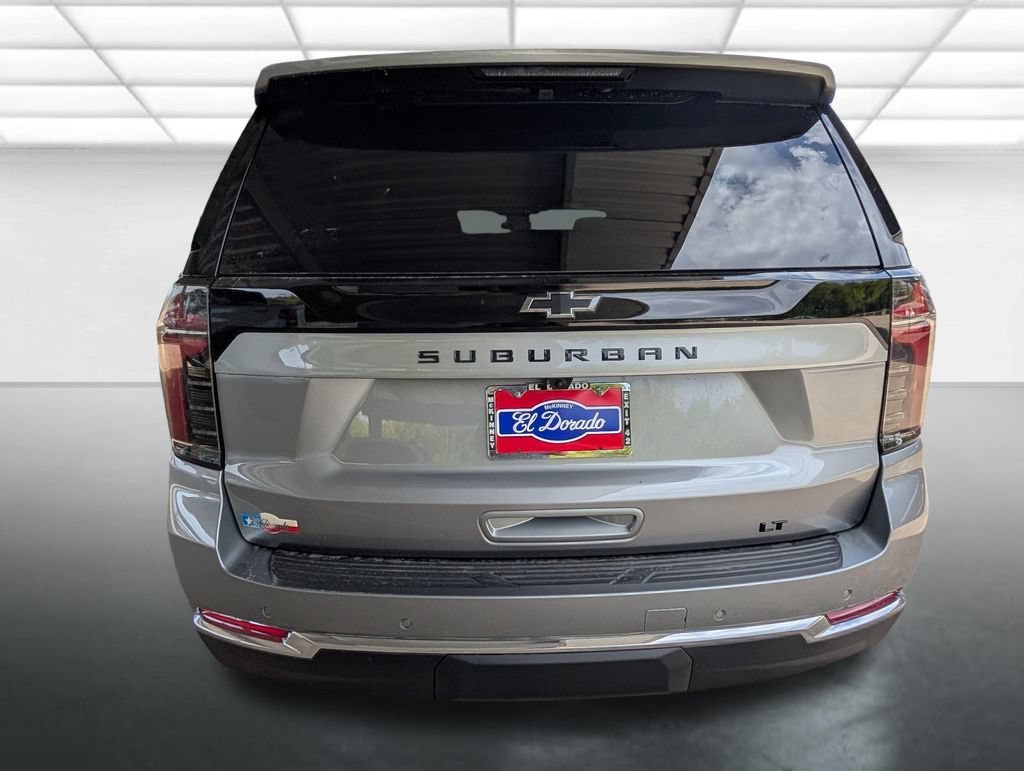 2026 Chevrolet Suburban LT - Photo 31