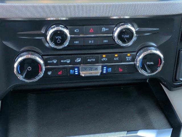 New 2027 Star White Metallic Tri-Coat Ford F-250® Platinum® image 84
