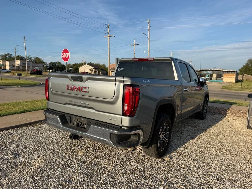 Certified Used 2025 Silver GMC SLT image 4