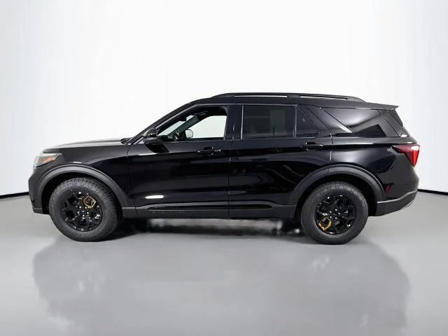 New 2026 Agate Black Metallic Ford Tremor® image 38