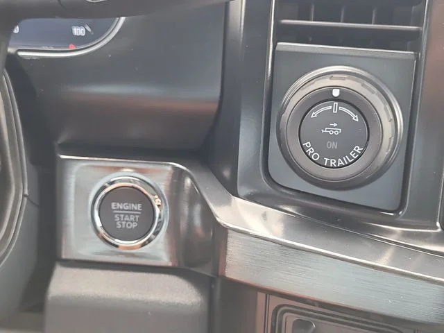New 2026 White Metallic Ford Lariat image 30