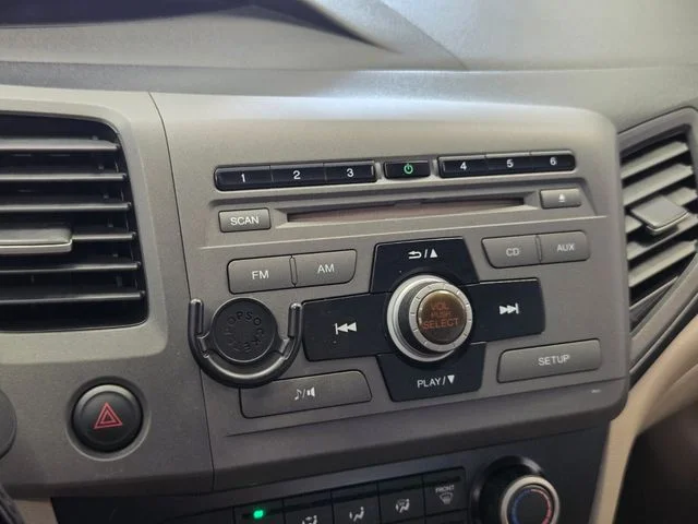 Used 2012  Honda LX image 20
