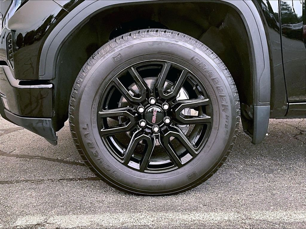 Used 2024 Black GMC Elevation image 7