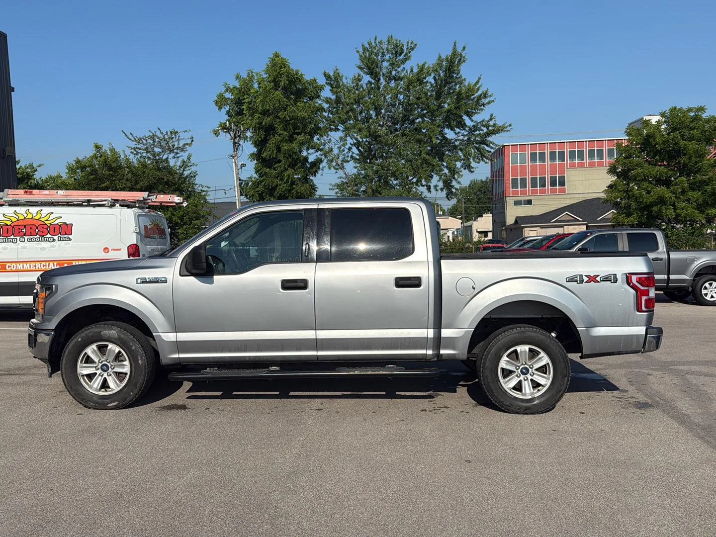 Used 2020 Iconic Silver Ford XLT image 6