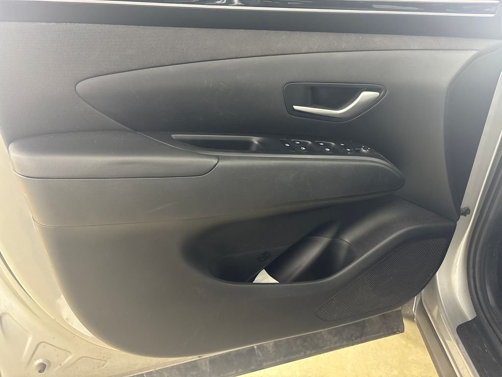 Used 2023 Silver Hyundai SEL image 15