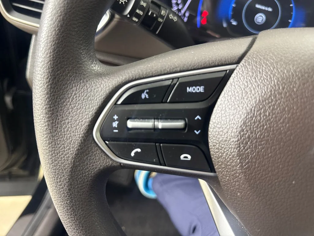 Used 2020 Black Hyundai SEL image 24