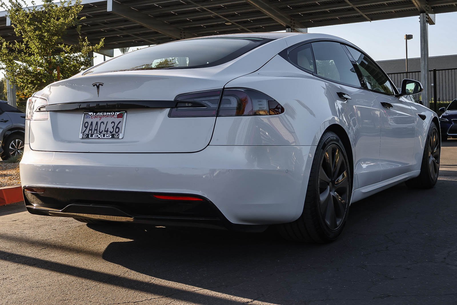 Used 2022 White Tesla Base image 6