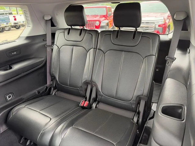 Used 2024 Silver Zynith Jeep Limited image 17