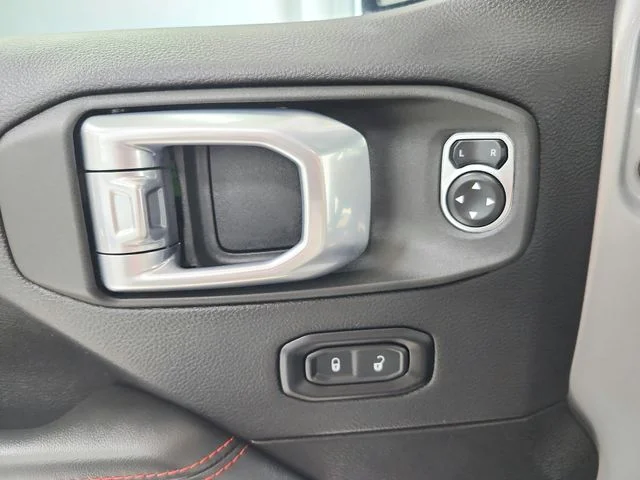 Used 2024 Silver Jeep Rubicon X image 36