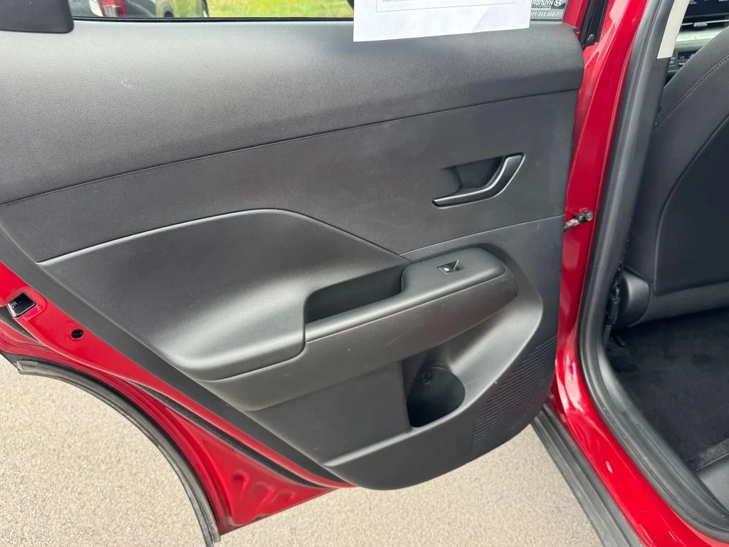 Used 2025 Red Hyundai SEL image 17