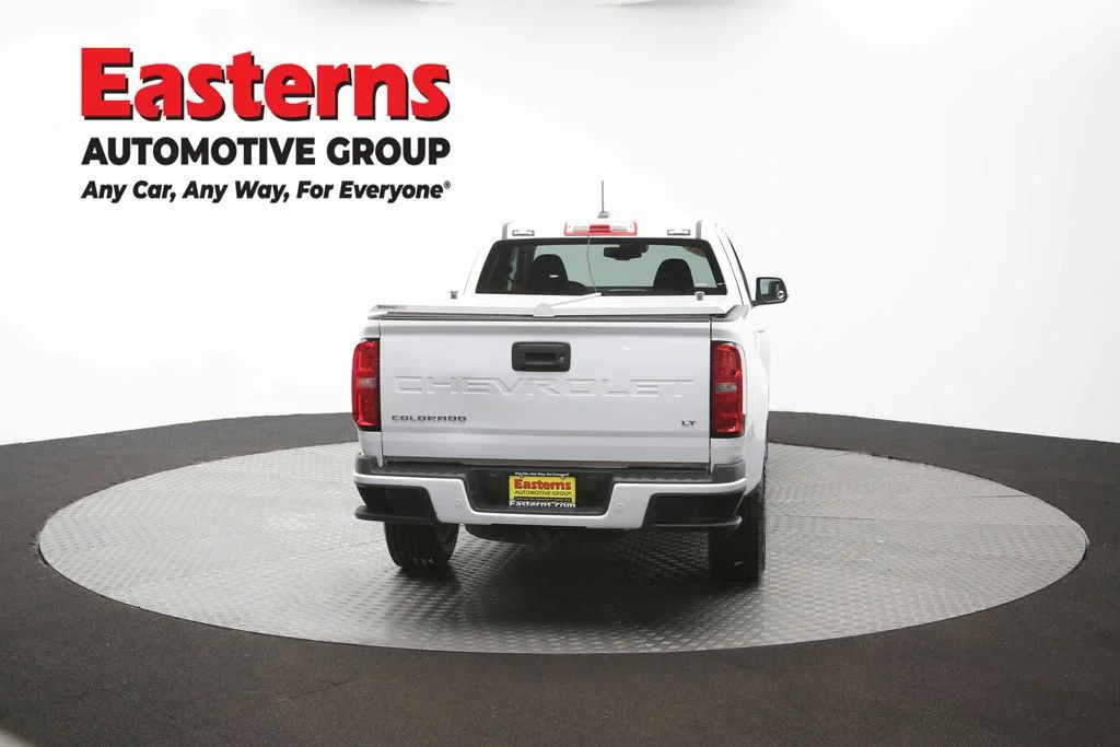 Used 2022 White Chevrolet LT image 35