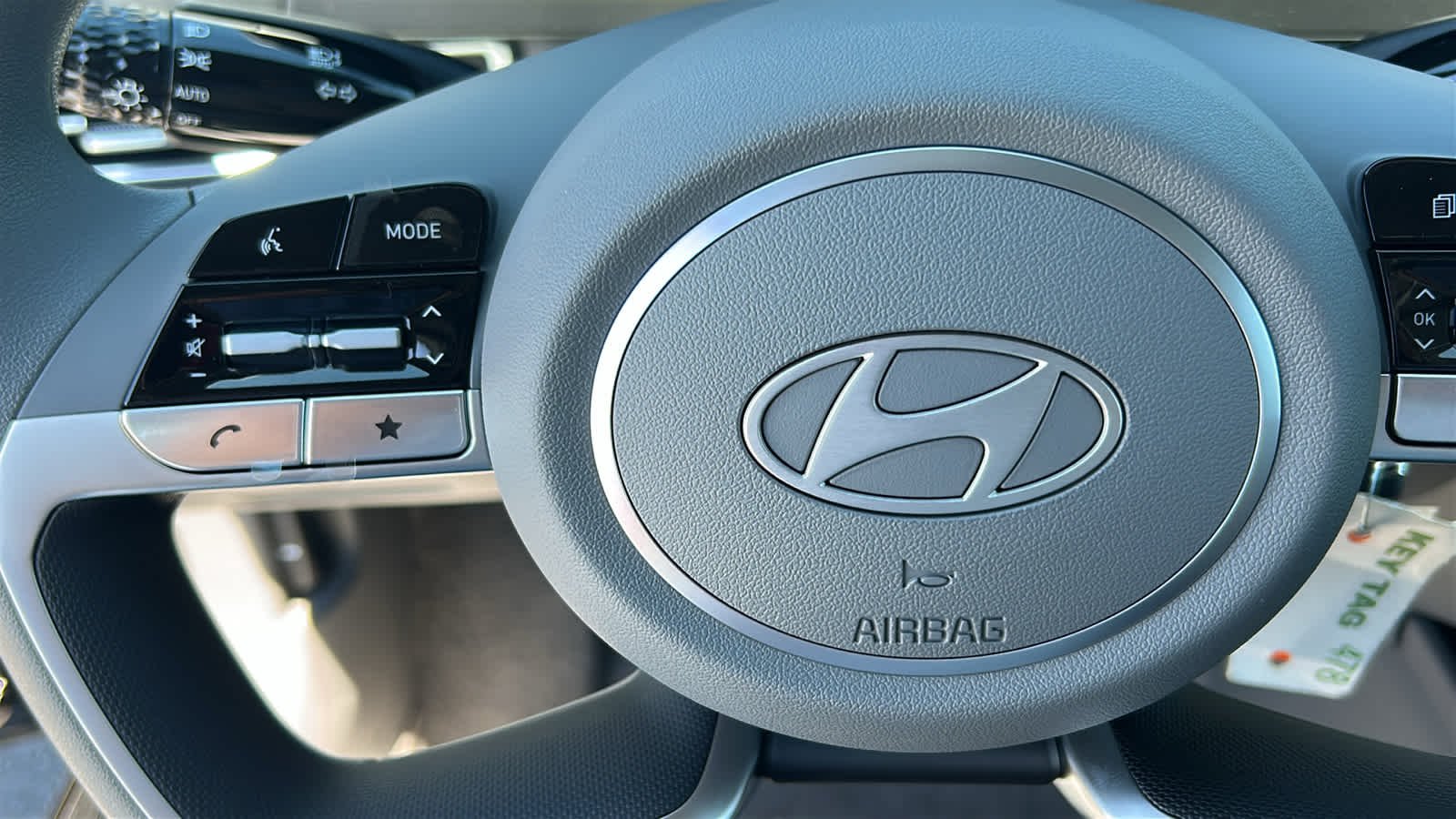 New 2026 Abyss Black Hyundai SE image 19