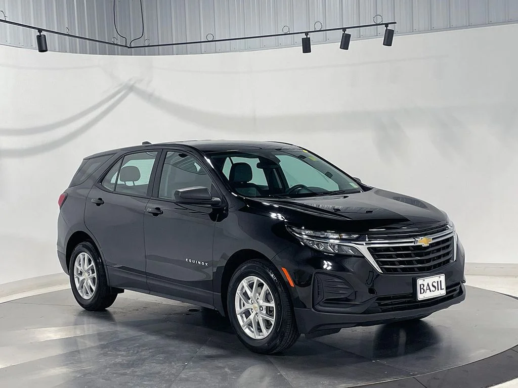 Used 2022 Black Chevrolet LS image 38