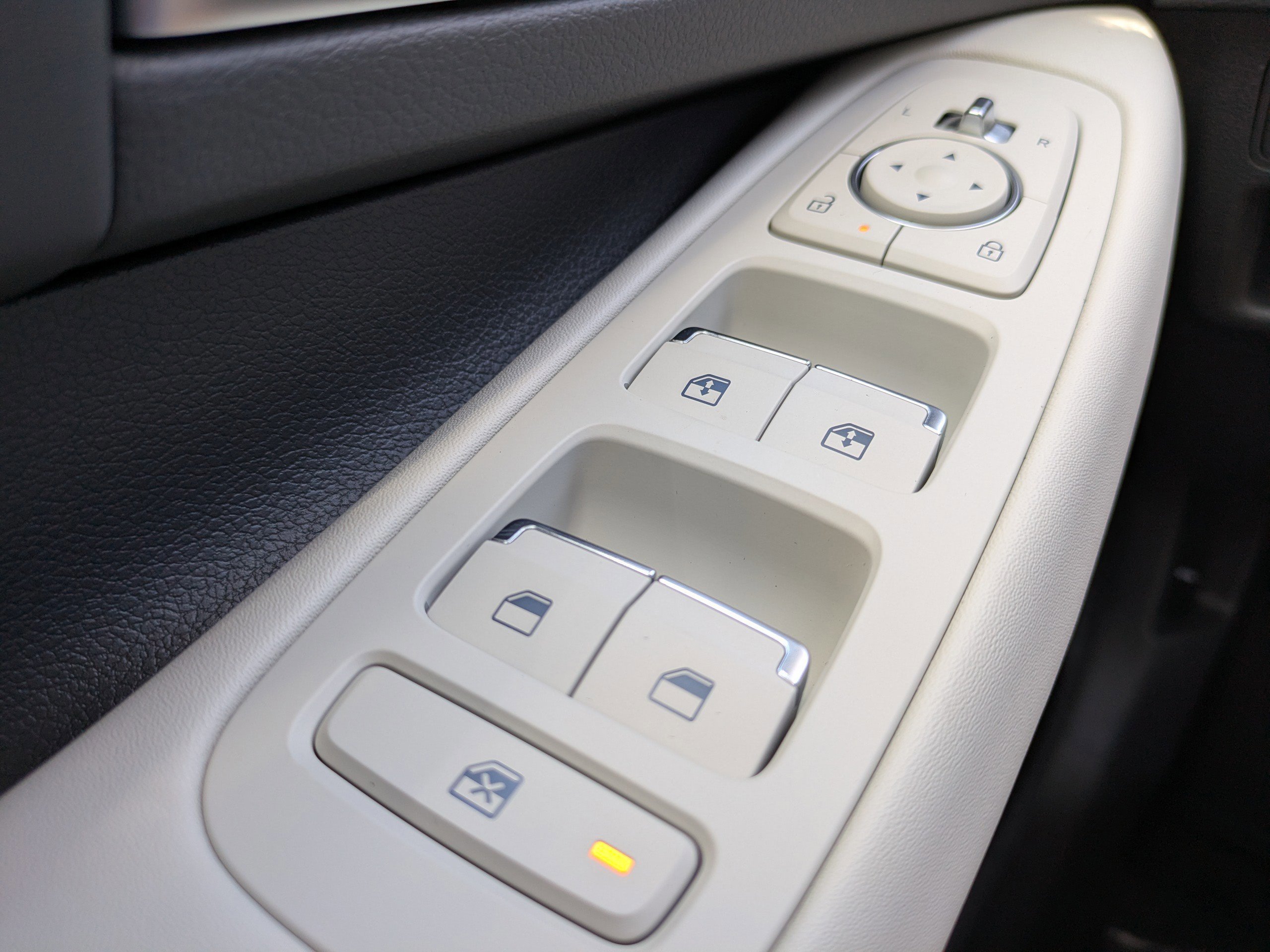 New 2026 Portofino Gray Hyundai SEL Sport image 17