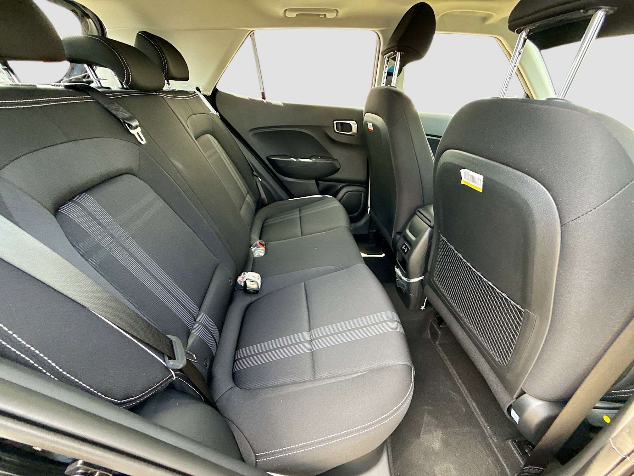 New 2026 Onyx Black Hyundai SEL image 43