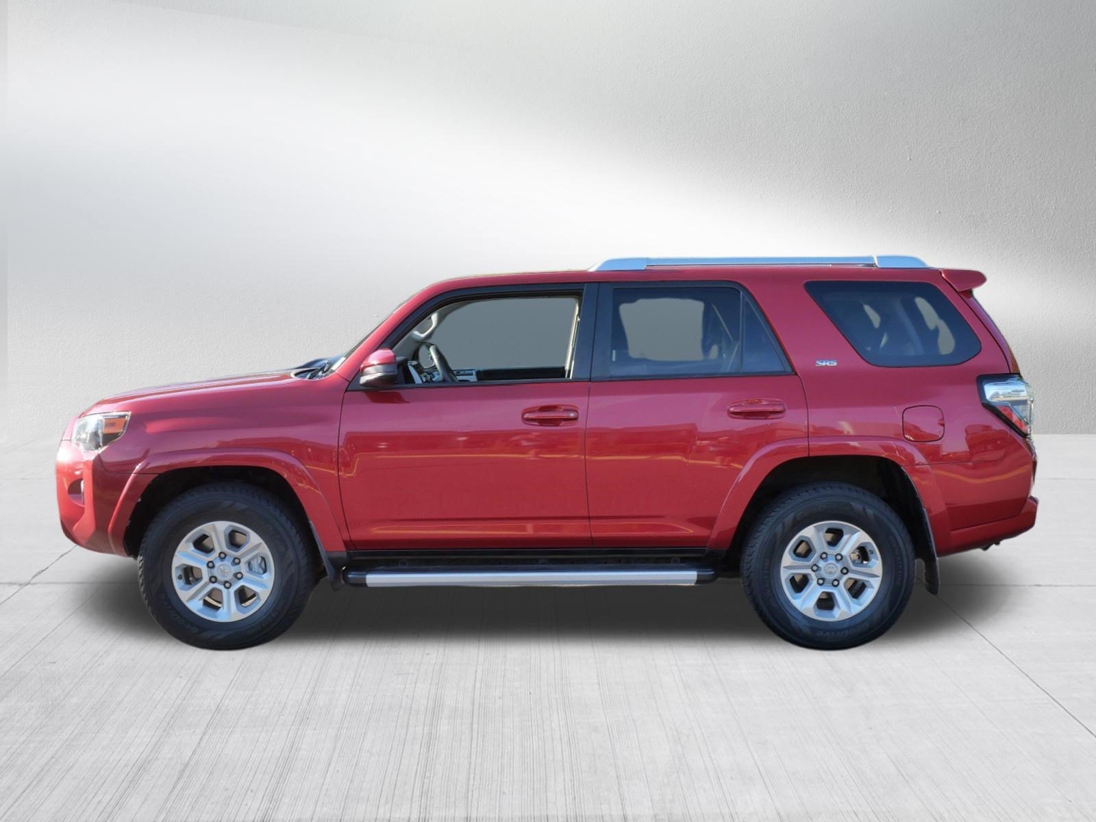 Certified Used 2016 Barcelona Red Metallic Toyota SR5 image 4