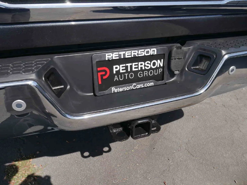 Used 2018 Gray Ram Laramie Longhorn image 8