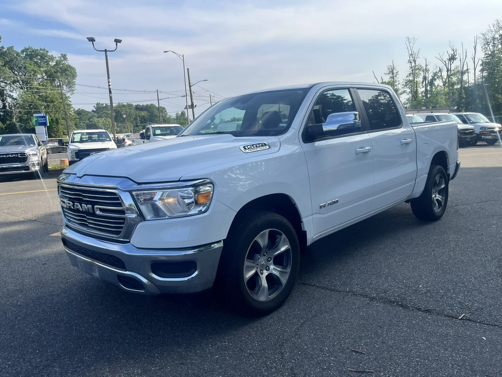 Used 2024 Ivory White Tri-Coat Pearlcoat Ram Laramie image 4
