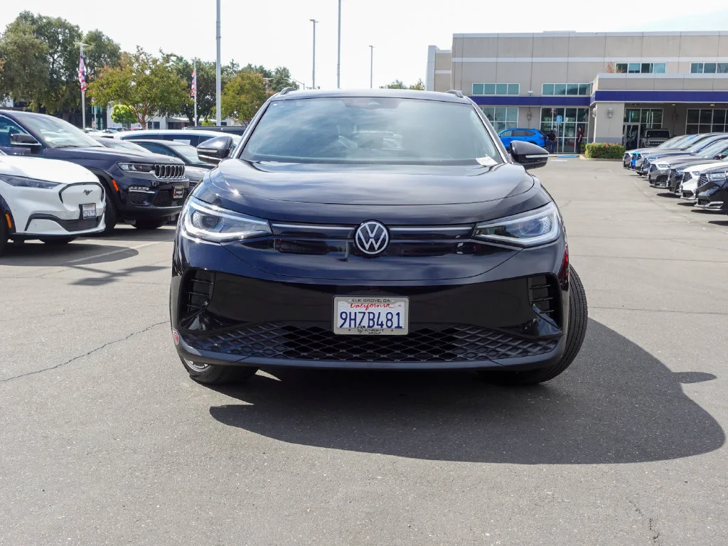 Used 2023 Volkswagen ID.4 S with VIN 1V25MPE84PC043992 for sale in Elk Grove, CA
