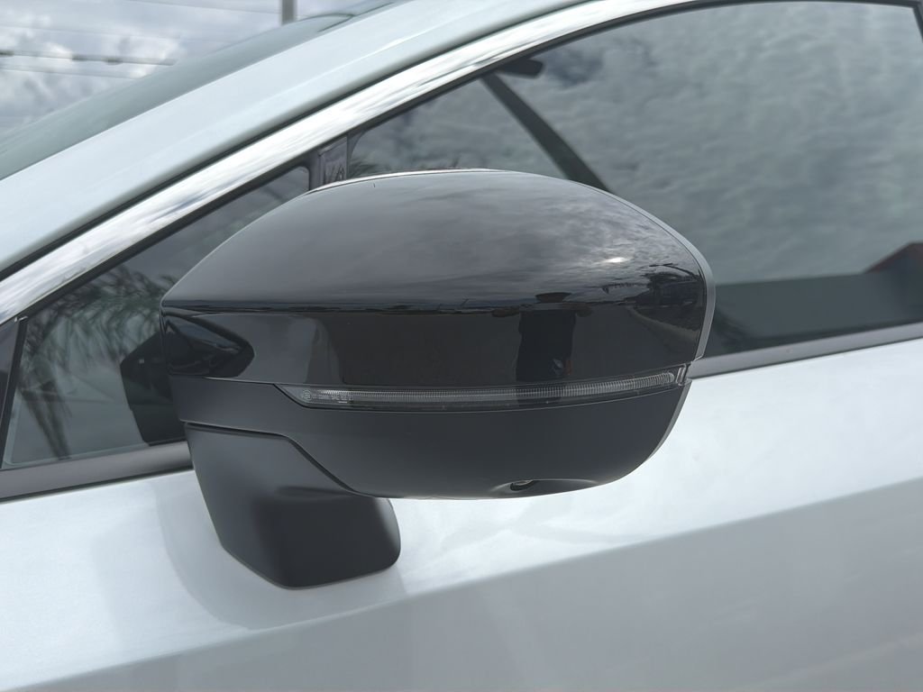 New 2026 White Nissan Platinum image 55