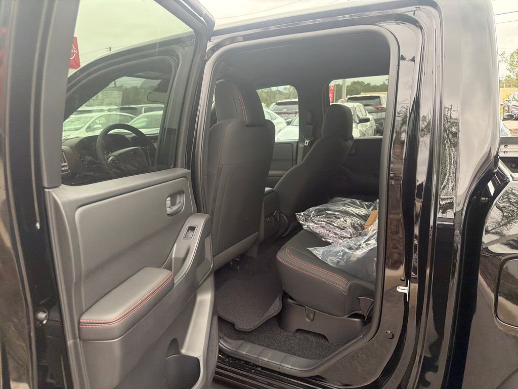 New 2026 Nissan Frontier PRO-4X 4D Crew Cab