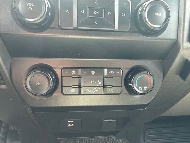 Used 2020 White Ford XL image 13