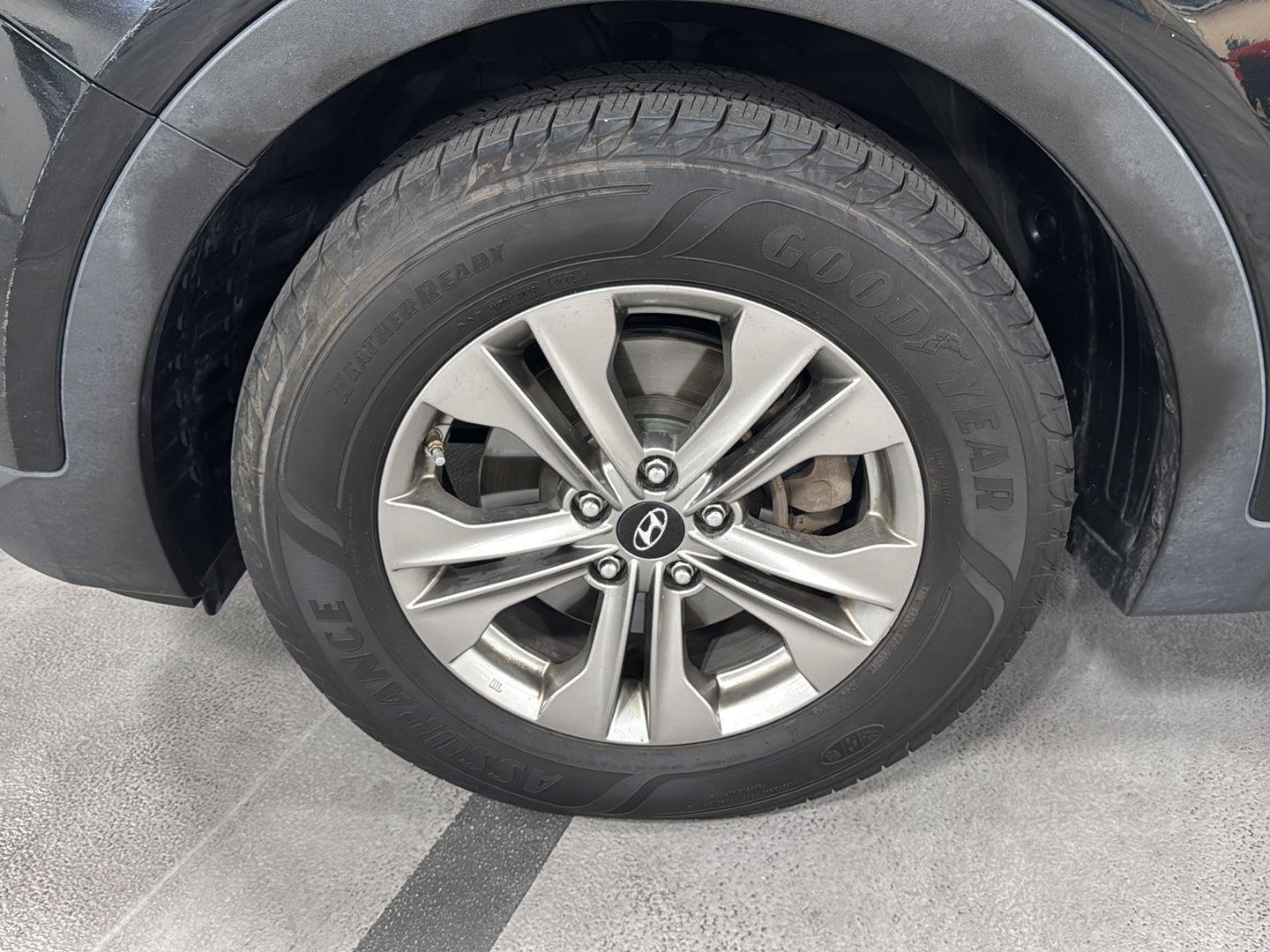 2015 Hyundai Santa Fe Sport - Photo 12