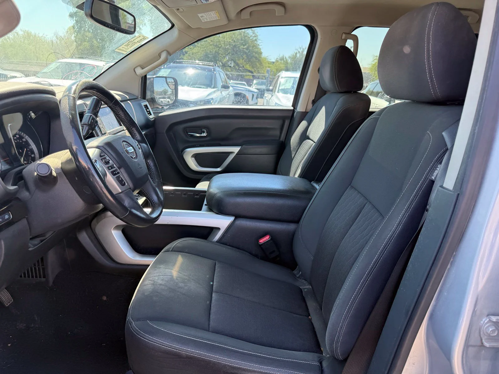 Used 2019 Brilliant Silver Nissan SV image 12