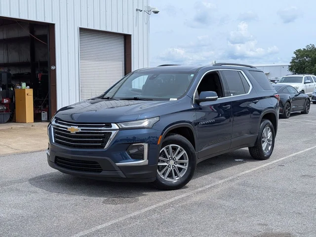 2023 Chevrolet Traverse LT