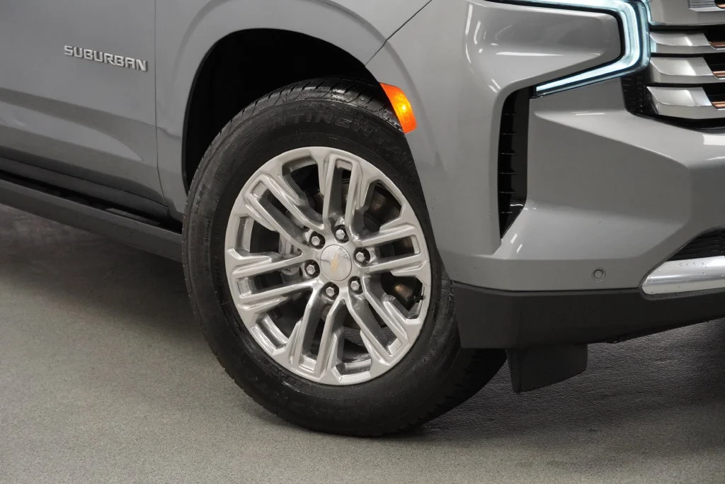 2023 Chevrolet Suburban High Country - Photo 37