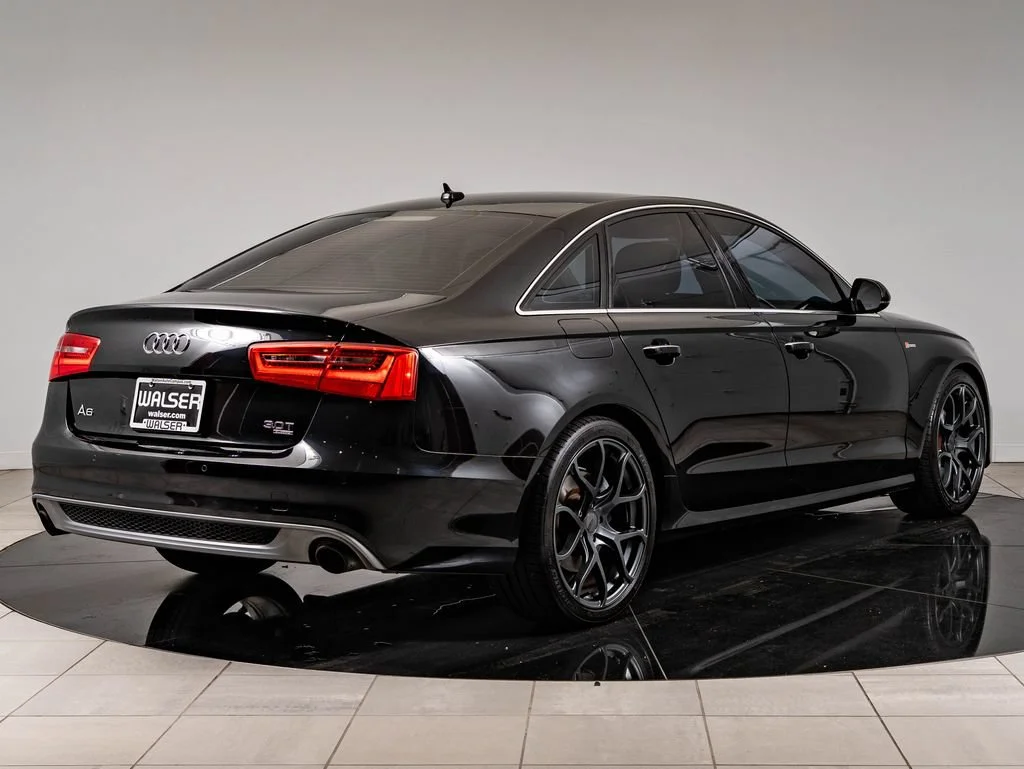 Used 2015 Phantom Black Pearl Audi 3.0T Premium Plus image 10