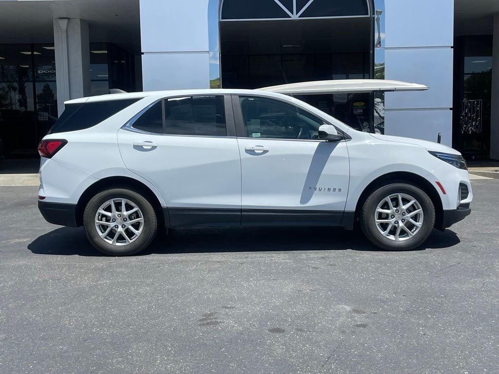 Used 2024 White Chevrolet LT image 3
