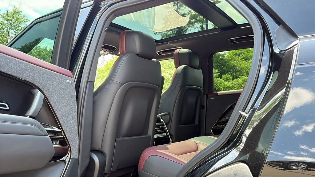Certified Used 2024 Black Land Rover Dynamic SE image 21