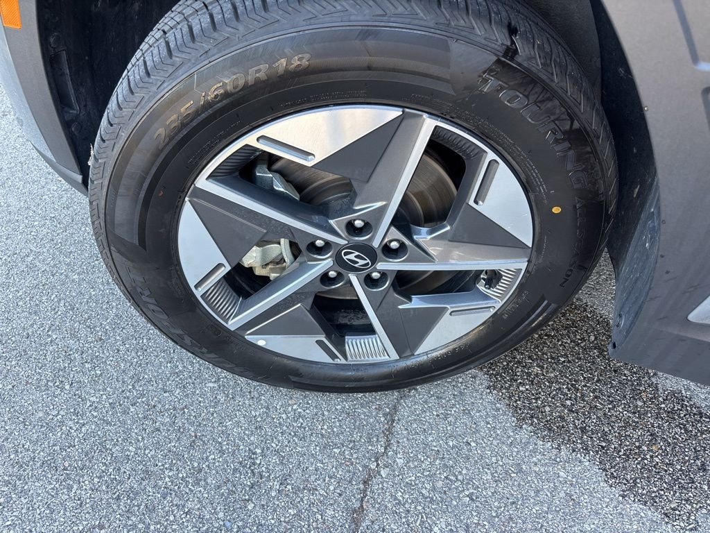 Used 2025 Gray Hyundai SEL image 46