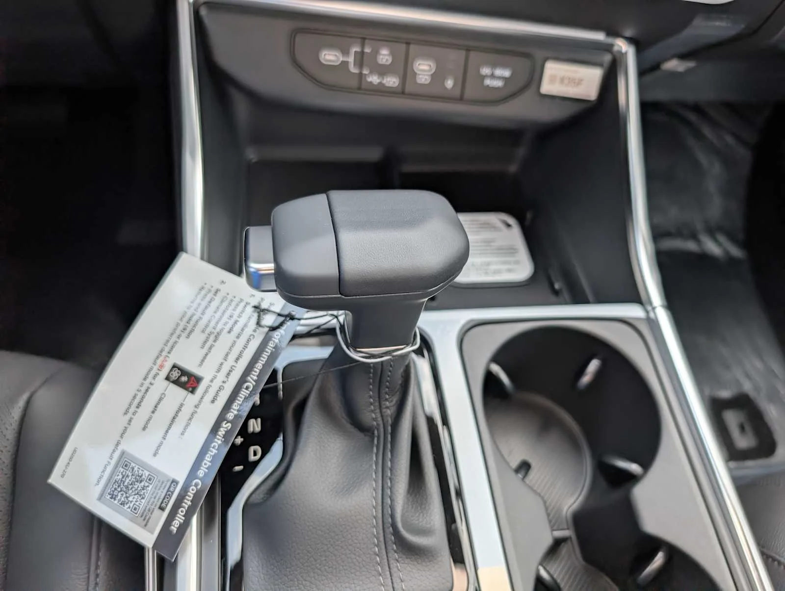 New 2026 Ceramic Silver Kia SX Prestige image 26