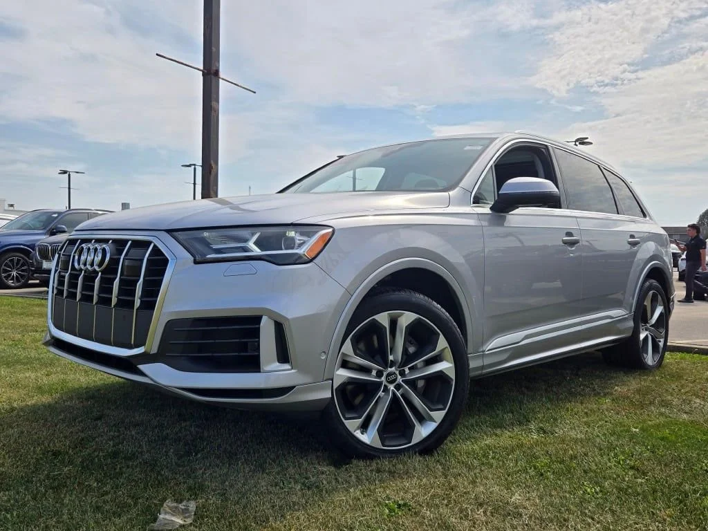 2022 Audi Q7 Premium Plus - Photo 3