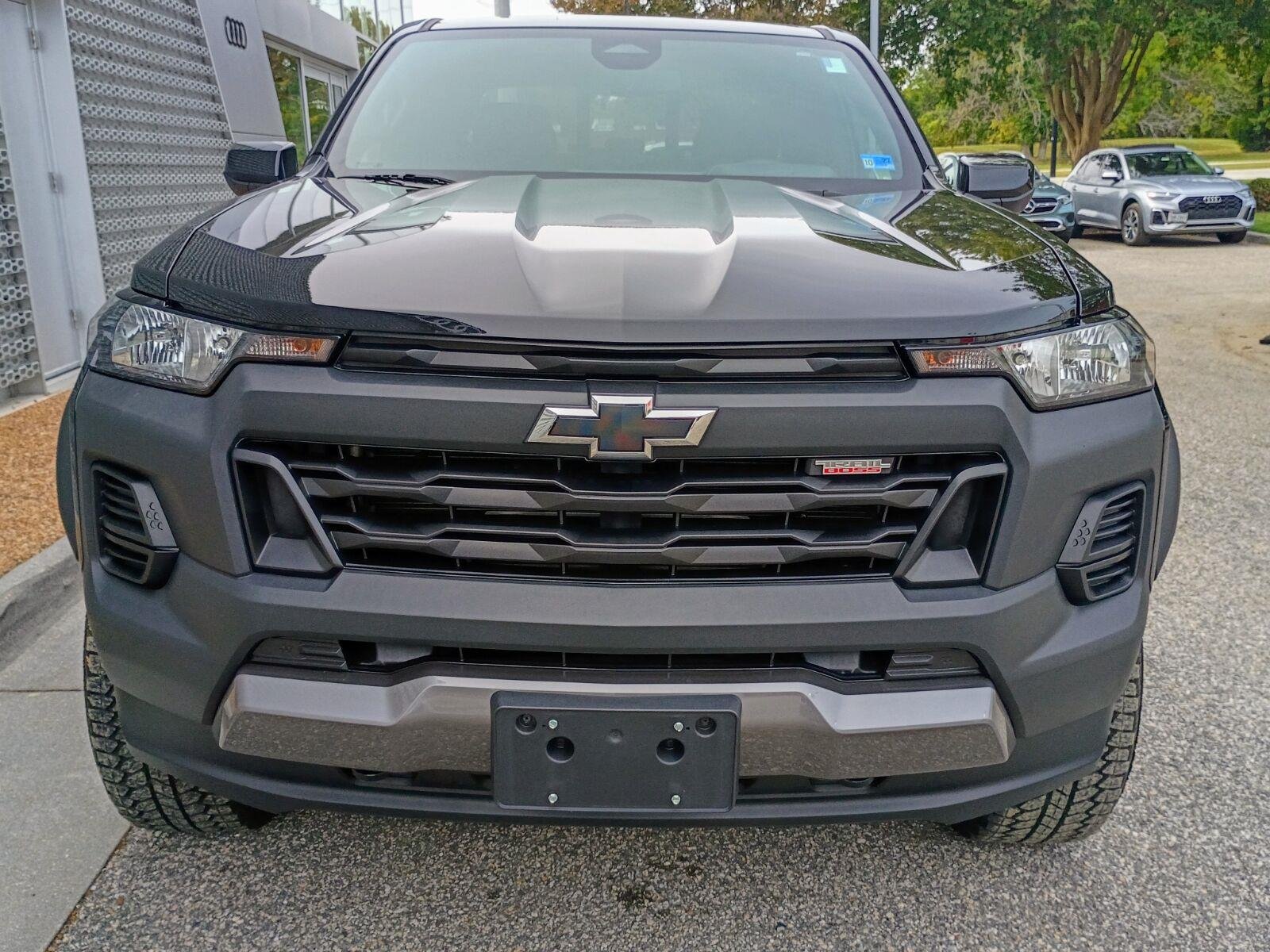 Used 2023 Black Chevrolet 4WD Trail Boss image 2