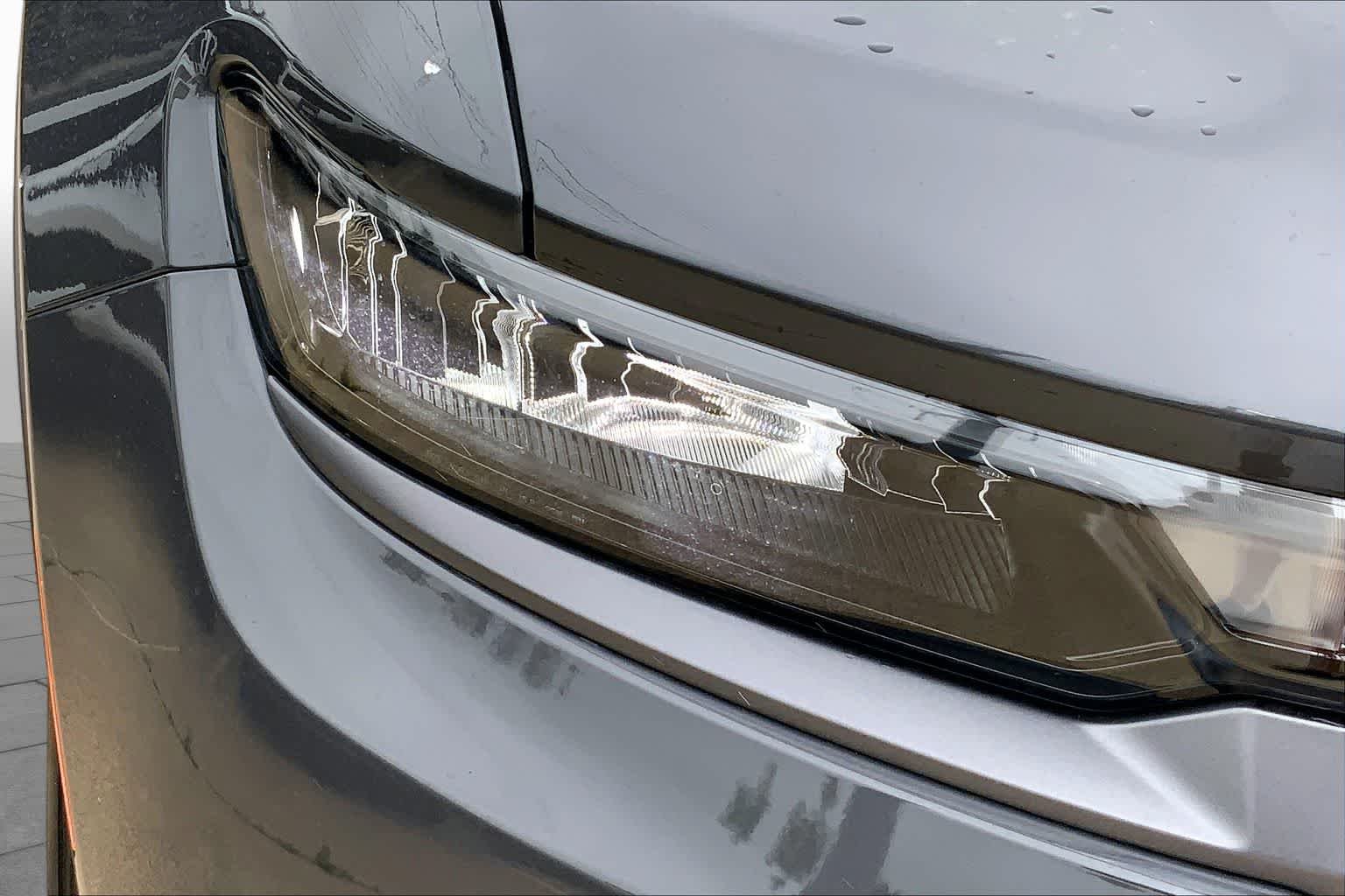 New 2026 Baltic Gray Metallic Clear-Coat Exterior Paint Jeep Laredo Altitude image 13