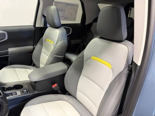 New 2026 Azure Gray Metallic Tri-Coat Ford Badlands® image 16