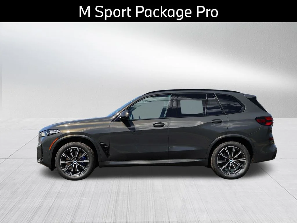 New 2026 Dravit Grey Metallic BMW xDrive40i image 6