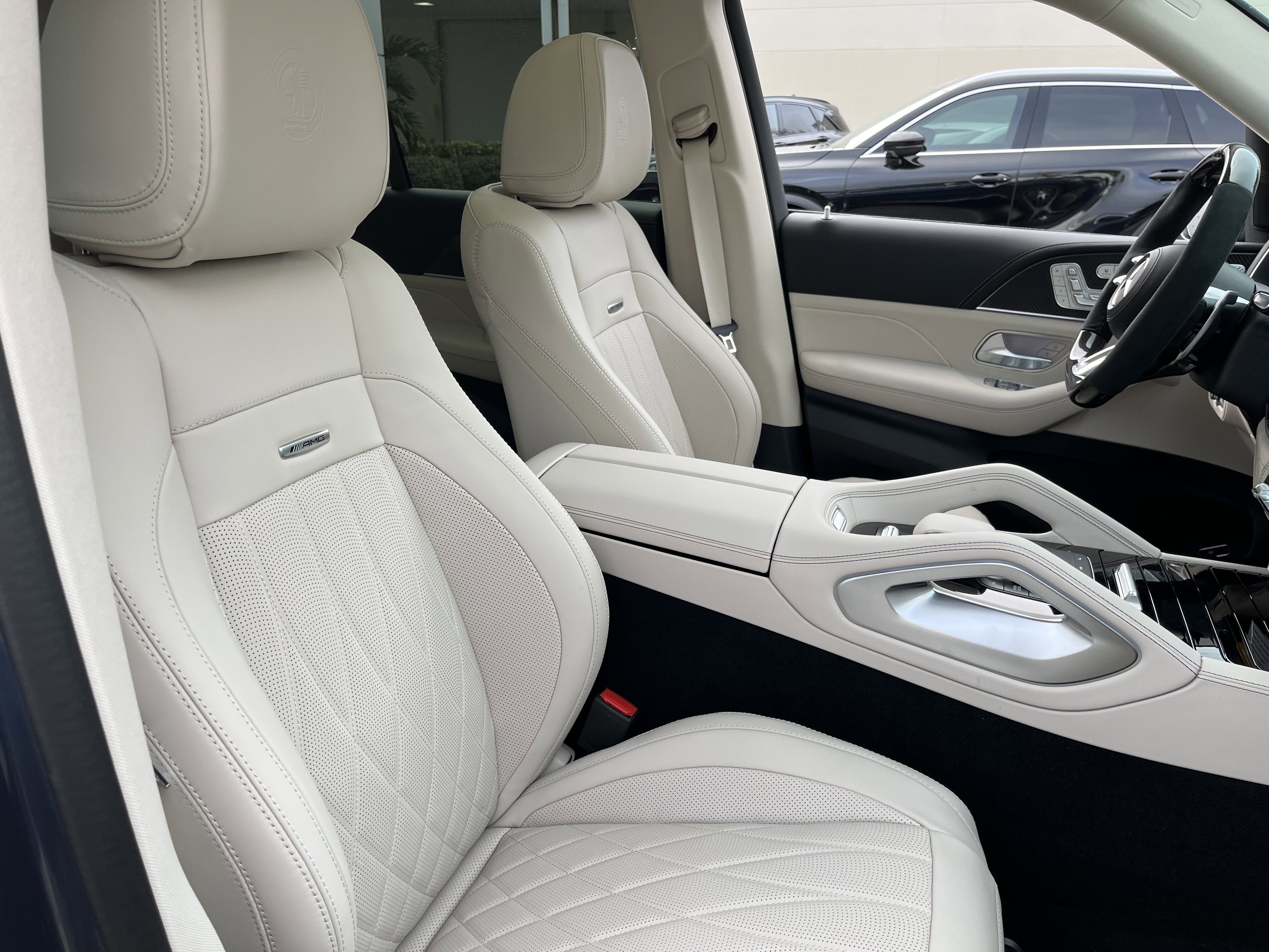 New 2026 TWILIGHT BLUE Mercedes-Benz AMG® GLE 53 image 22