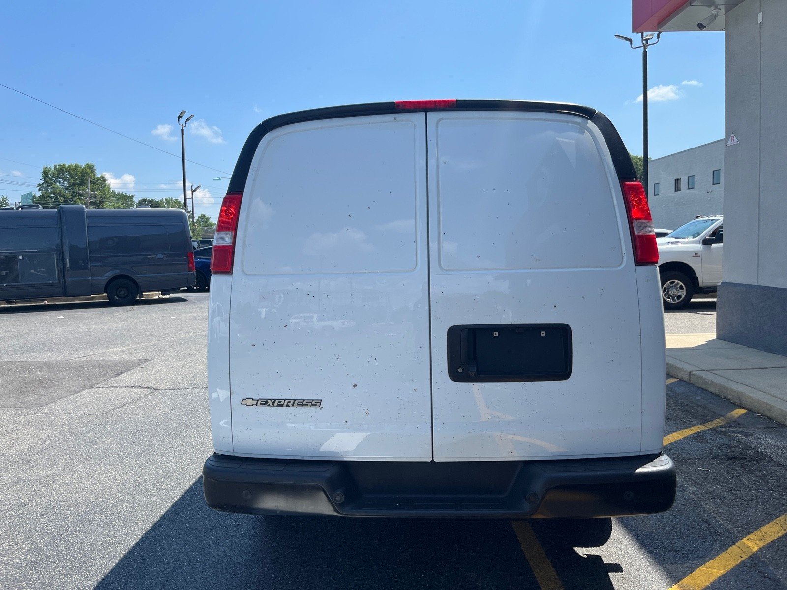 2020 Chevrolet Express Cargo 2500 Work Van photo 3