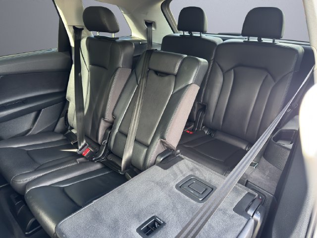 Used 2018 Gray Audi 3.0T Premium image 22