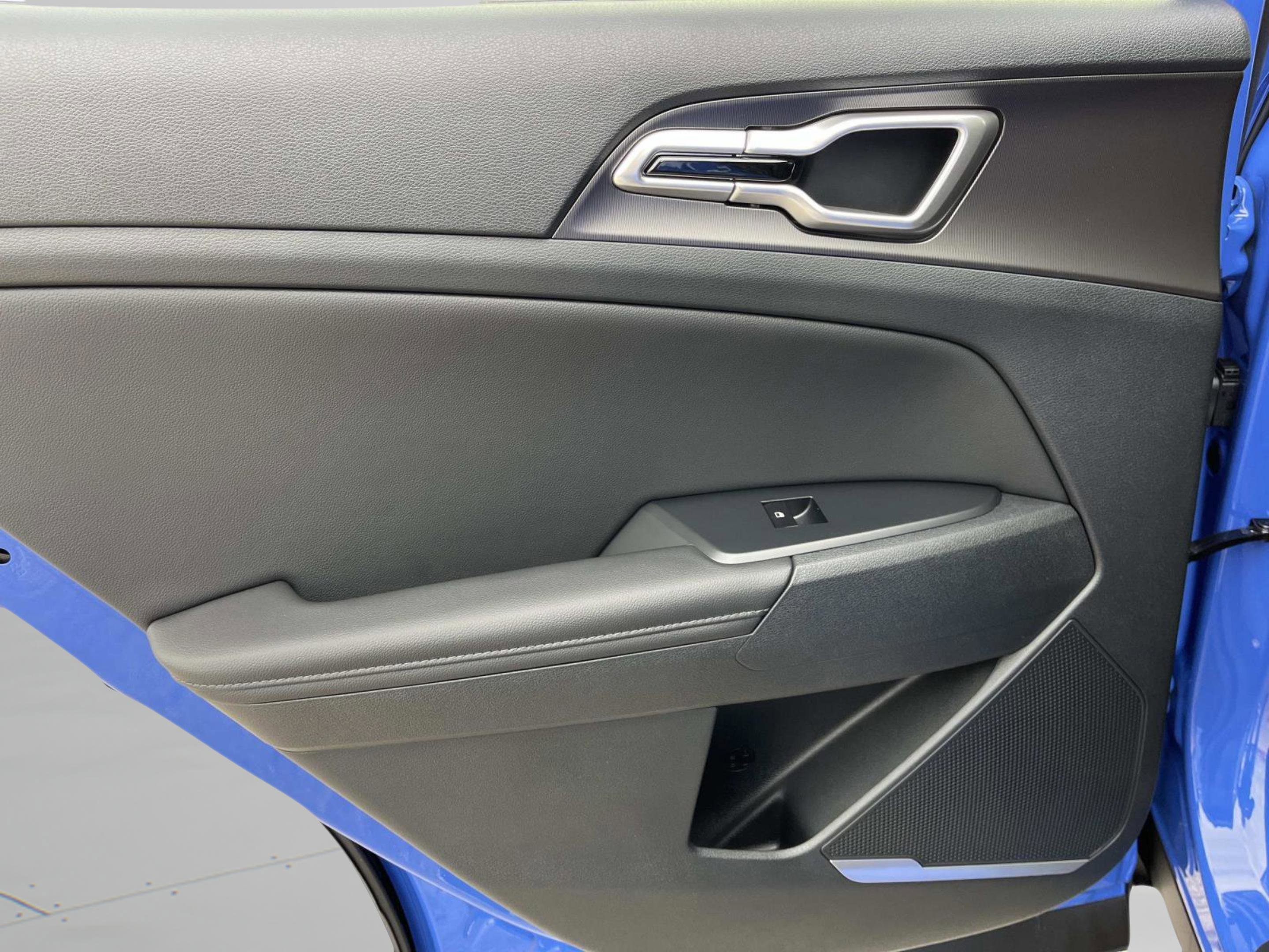 New 2026 Nebular Blue Kia EX image 19