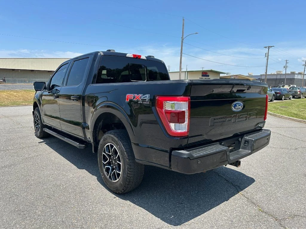 Used 2022 Black Ford Lariat image 7