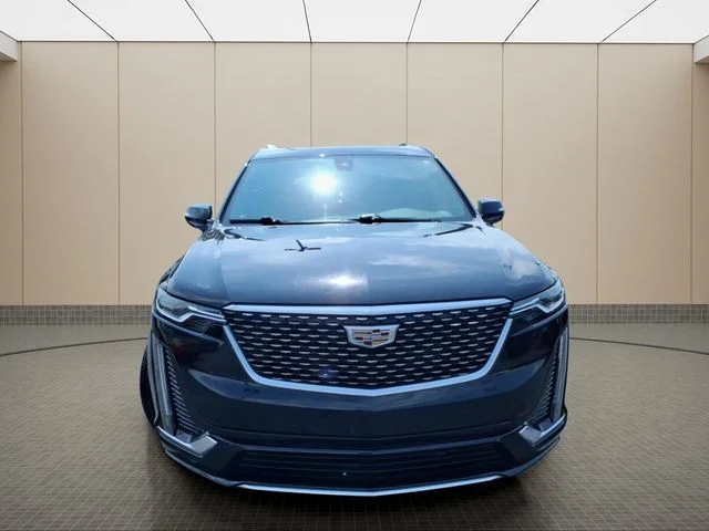 Used 2022 Black Cadillac Premium Luxury image 4