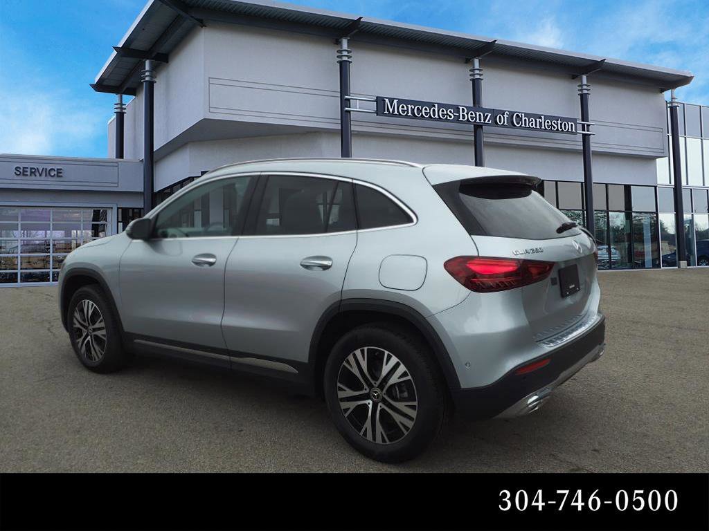 Certified Used 2025 Cirrus Silver Met Mercedes-Benz GLA 250 image 5